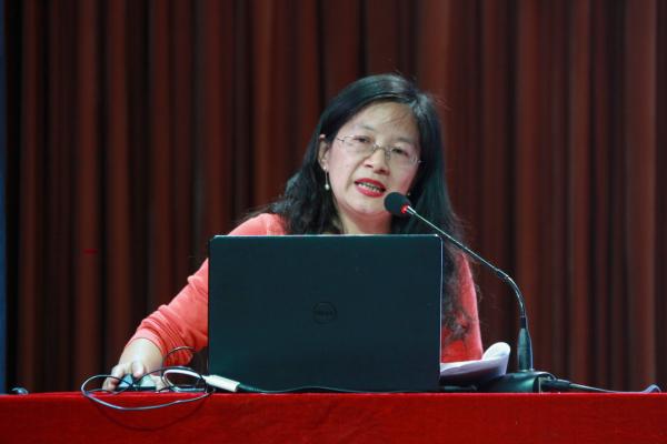 世界杯官网2021级新生聆听党史讲座(图2)