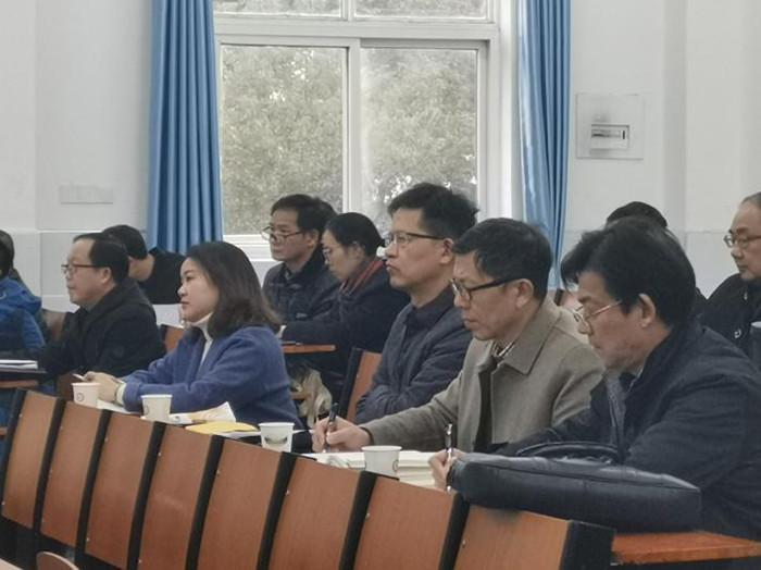 世界杯官网大中小学思政课一体化建设研究中心邀请中学思政课教师深入高校思政课堂(图2)